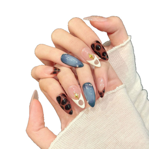 Blue Botanical almond press-on nails detail view 2