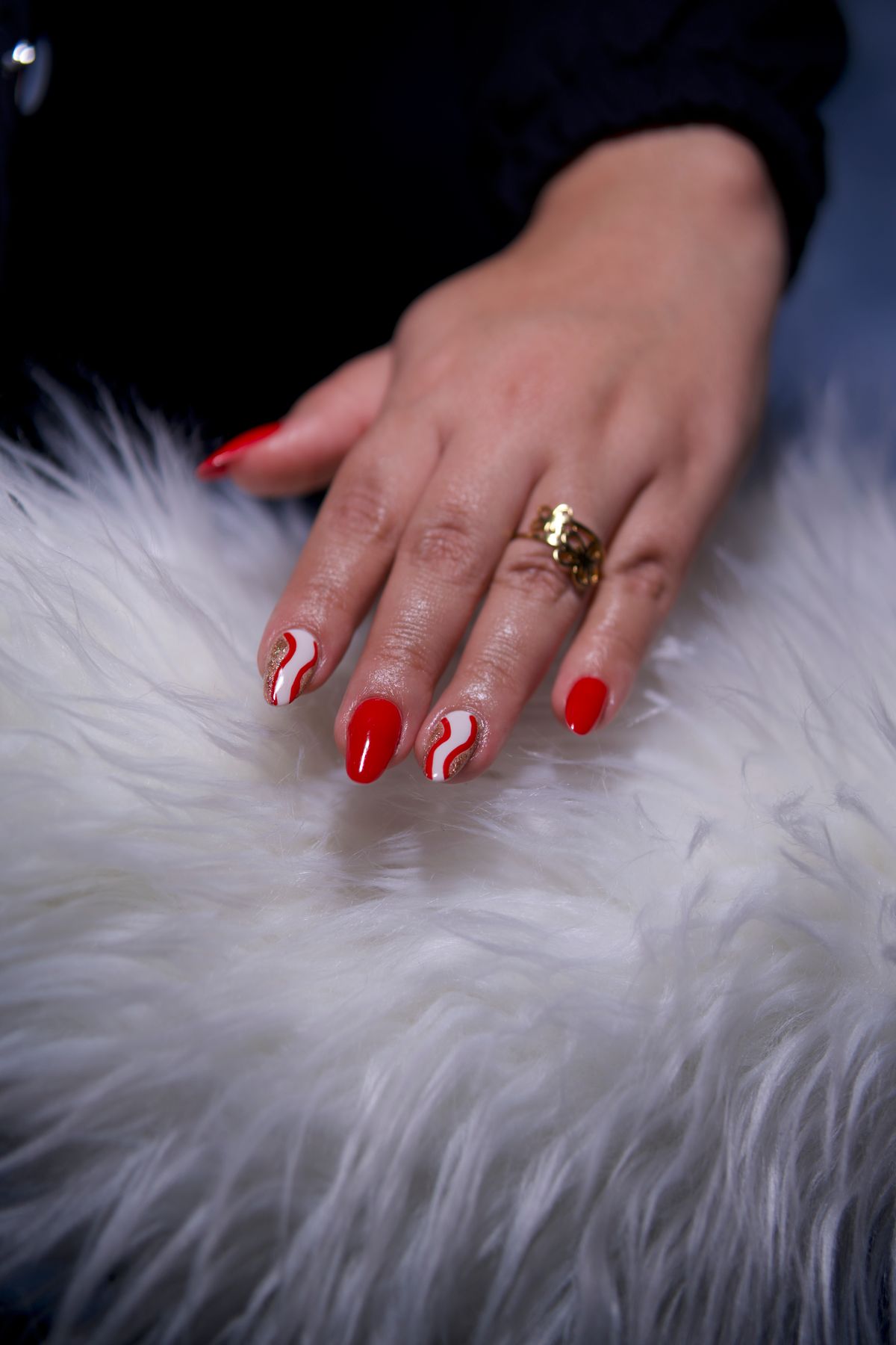 Rouge Hour — Red Almond Press-On Nails